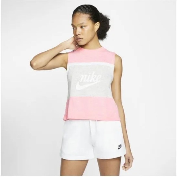 Nike Women’s Athletic Sleeveless Tank Top Size Small Gym Y2K Retro Casual - Picture 1 of 7